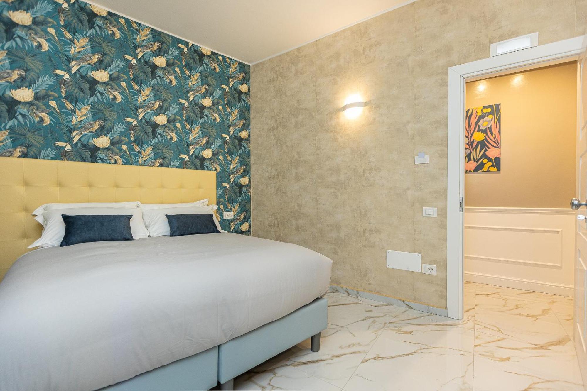 Flowery Rainbow Rome Luaran gambar